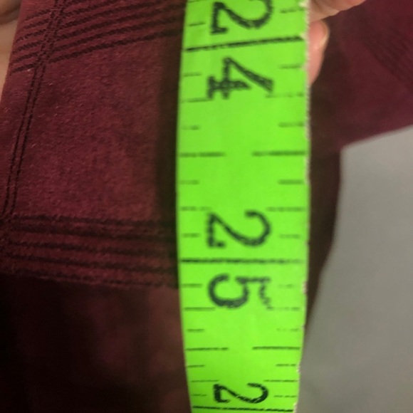 Mens Burgundy Sueded Denver Hayes Longsleeve Shirt. Size Large. - Picture 4 of 7